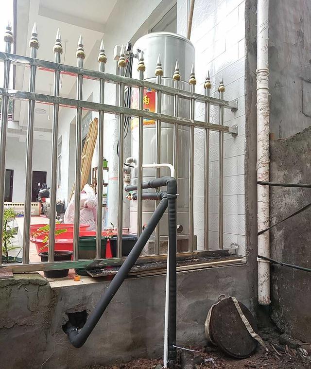 農(nóng)村自建小院壓力罐供水安裝過(guò)程