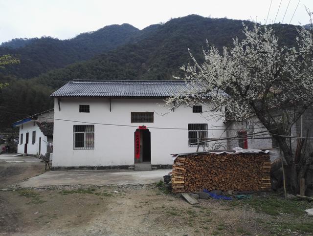 無塔供水器壓力罐如何改造農村老式壓水井