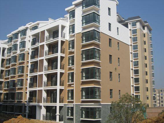 水流小如筷子,用水高峰期沒水用怎么辦?無塔供水哪個好?